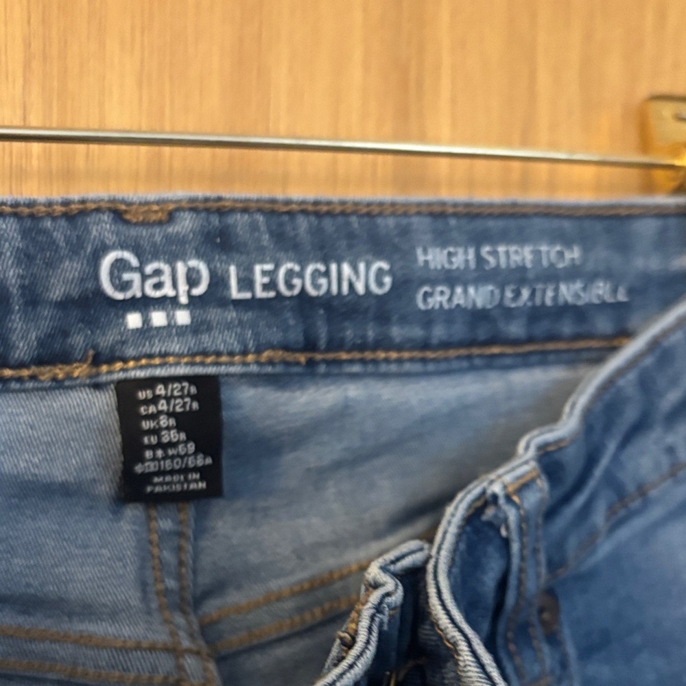 Gap Women's Denim Skinny leggings Jeans Sz 4/27 - Picture 2 of 6